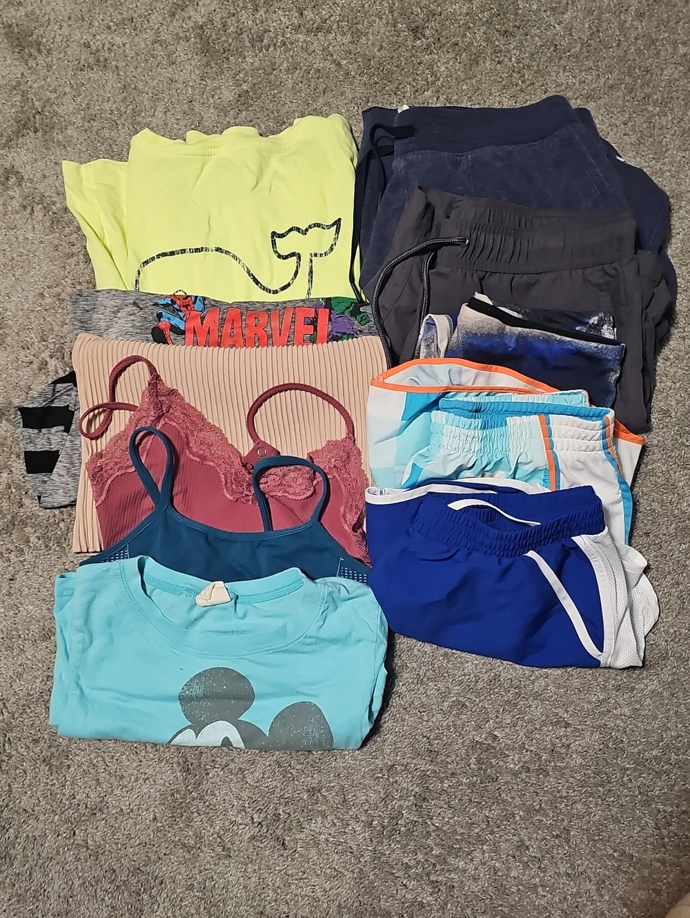 #20- 11 piece Bundle Various Sizes